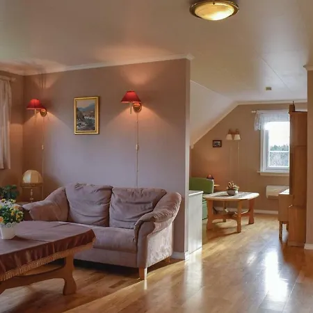 Two Bedroom In Kongshavn Arendal